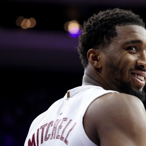 华体会分部-占据上风！骑士本赛季对阵76人完成三杀 场均净胜9.7分