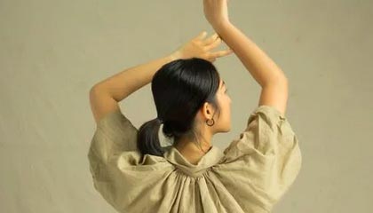 华体会团队-击败布莱顿后现场枪迷高唱：该相信我们了，我们要夺冠了